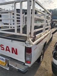 نیسان پیکەپ